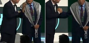 FIFA Başkanı Infantino’dan skandal harekt Filistin Futbol Federasyonu Başkanı sahneyi terk etti