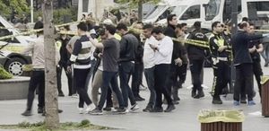 Beşiktaş İskelesi önünde silahlı kavga: 3 yaralı