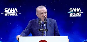 Cumhurbaşkanı Erdoğan: İstikbalimize göz dikenin bileğini bükecek güçteyiz