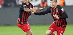 Bodrum’u deviren Çorum FK, Esenler Erokspor’un finaldeki rakibi oldu