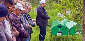 Çekyattan düşen Bertuğ öldü, sinir krizi geçirip hastaneden ayrılan babası kazada hayatını kaybetti