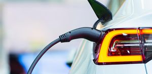 Evinde onaysız araç şarj eden doktora 840 bin liralık “kaçak elektrik“ cezası