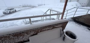 Ardahan’ın yükseklerinde mayıs ayında kar sürprizi