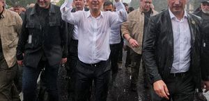 Ankara Cumhuriyet Başsavcılığı, Özgür Özel’in TBMM’ye yaptığı yürüyüşte çıkan olaylara ilişkin soruşturma başlattı.