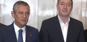 TBMM’de Özgür Özel’e ilk ziyaret DEM Parti’den