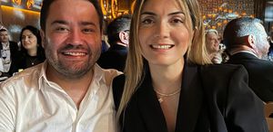 Antalya Büyükşehir Belediyesi’ne yönelik yolsuzluk operasyonunda Muhittin Böcek’in gelini Zuhal Böcek yurt dışı çıkış yasağı şartıyla tahliye edildi.