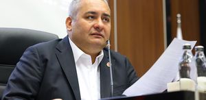 CHP’den istifa etmişti Mesut Özarslan, CHP’nin yeni MYK üyelerine tebrik çiçeği gönderdi