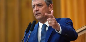 Özgür Özel ilk kez açıkladı: Yeni bir parti var, ikincisini de hazırlamak gerekebilir