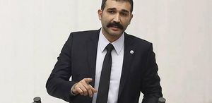 Siyasetten uzaklaşan Barış Atay, ünlü oyuncuyla aşk kaçamağında