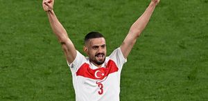Büyük fedakarlık Merih Demiral’ın Fener’e gelmek için yaptığı fedakarlığa bakın