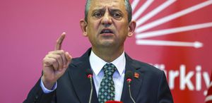 Ankara kulisleri hareketli Özgür Özel’in yeni partisinin adı belli oldu