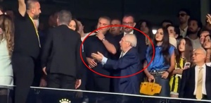 Başkanlığa koşan Aziz Yıldırım’dan beğeni yağmuruna tutulan hareket