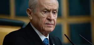 Bahçeli kürsüden Özel’e seslendi: Ateşe körükle gitmemeli, aklı selimle hareket etmelidir