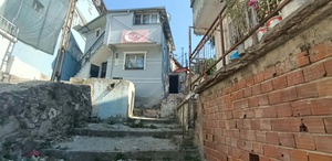 Boşandığı eşi tarafından kezzaplı saldırıya uğrayan kadın hastanede hayatını kaybetti