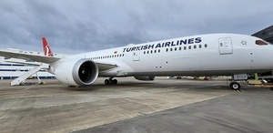 THY uçağında korku dolu anlar: Antalya’da radar direğine çarptı