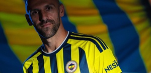 Fenerbahçe’de Vedat Muriqi ile 3 yıllık imza