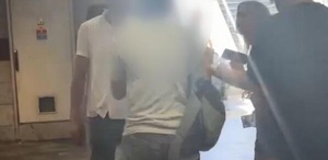 Şişli’de metrobüs istasyonunda gizlice kadın fotoğrafı çeken şüpheliye vatandaş müdahale etti