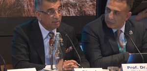 CHP Milletvekili Gürsel Erol’dan Londra’da AK Parti hükümetine övgü dolu sözler: Her ülkenin harcı değil