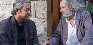 Menderes Samancılar’dan 50 yıllık dostu Kadir İnanır’a duygusal veda: Sanki vurulmuşuz bir tarafımız tutmuyor gibi