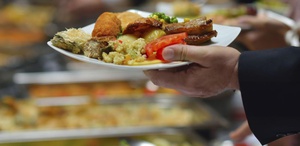 Kafe ve restoranlarda yeni dönem başlıyor Vatandaş artık ne yediğini bilecek