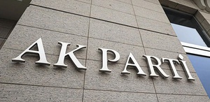 AK Parti Afyonkarahisar’da iki istifa birden