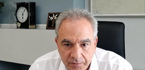 Rus komedyenler bu kez Yunanistan’da Ulusal Güvenlik Genel Sekreteri Dokus’u şakaladı: Ülkede kriz çıktı