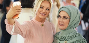 Emine Erdoğan, liderlerin eşlerini Çankaya Köşkü’nde ağırladı