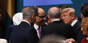 Trump doğrudan Erdoğan’ın yanına gitti İşte 4’lü mini zirvede konuşulanlar