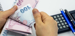 Akaryakıta yeni zam Psikolojik sınır aşılıyor