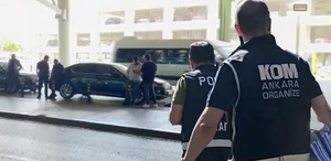 Çankaya Belediye Başkanı Güler’in gözaltına alınacağı havalimanında dikkat çeken hazırlık