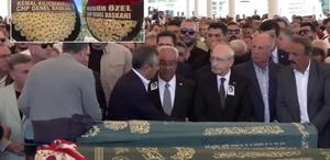 Olcay Baykal’ın cenazesinde Kılıçdaroğlu ve Özel yan yana geldi