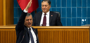Özgür Özel’in yeni parti açıklaması sonrası CHP’de istifa dalgası