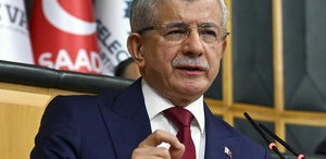 Kulisler yine yangın yeri Gelecek Partisi’ni kapatan Davutoğlu ile ilgili “AK Parti“ iddiası