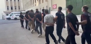 Diyarbakır’da 10 Şüpheli Gözaltına Alındı
