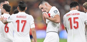 Milli futbolcu Deniz Gül’ün evi soyuldu Zarar çok büyük