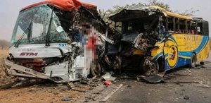 Nijer’de yolcu otobüslerinin çarpıştığı kazada ölü sayısı 20’nin üzerine çıktı