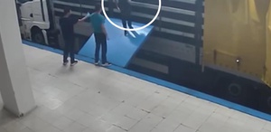 İstanbul’da suç örgütü operasyonu: Firari şüpheli tırın gizli bölmesinde yakalandı