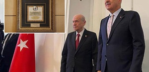 Bahçeli’den Kurtulmuş’a “Birliğin Gücü Milli İradenin Kararı“ temalı hediye