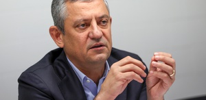 Özgür Özel sessizliğini bozdu: ’Çerçeve yasa’ya neden ’evet’ dediğini açıkladı