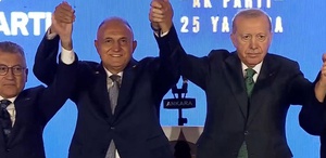 3 Milletvekili daha AK Parti’ye katıldı Rozetlerini Cumhurbaşkanı Erdoğan bizzat taktı