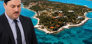 ’Ege’nin Maldivleri’ olarak bilinen Kalem Adası’nın bir bölümü Kuriş ailesinin çıktı