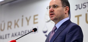 Bakan Gürlek duyurdu: Artık davalar yıllarca sürmeyecek