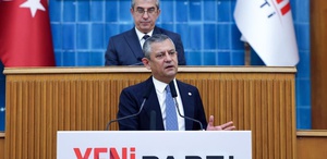 Özgür Özel’e kötü haber: Yeni Parti’den ilk istifalar geldi