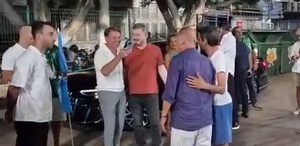 Fatih Terim’e Bodrum’da yoğun ilgi “Ya bitmiyor“ deyince kahkaha koptu