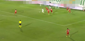 Muğlaspor-Boluspor maçındaki reklam panolarını görenler inanamadı