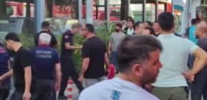 Batman’da spor salonunda yangın: Yaklaşık 30 kişi mahsur kaldı