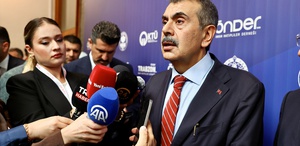 Bakan Tekin öğretmenlerin kıyafetiyle ilgili tartışmalara son noktayı koydu