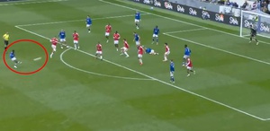 Manchester United’a 906’da büyük şok Son saniyede kaleye füze yolladı