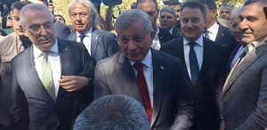 Davutoğlu şüpheli sıfatıyla adliyede