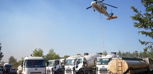 Alevlerin karşısında tek yürek oldular Kimi traktörle kimi motosikletle koştu